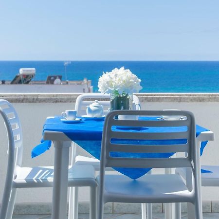 Spiaggia Bianca Apartments Торе Вадо Екстериор снимка